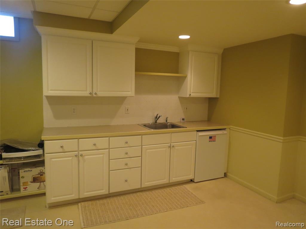 45702 Balfour Court, Novi, MI 48377 — Photo 57