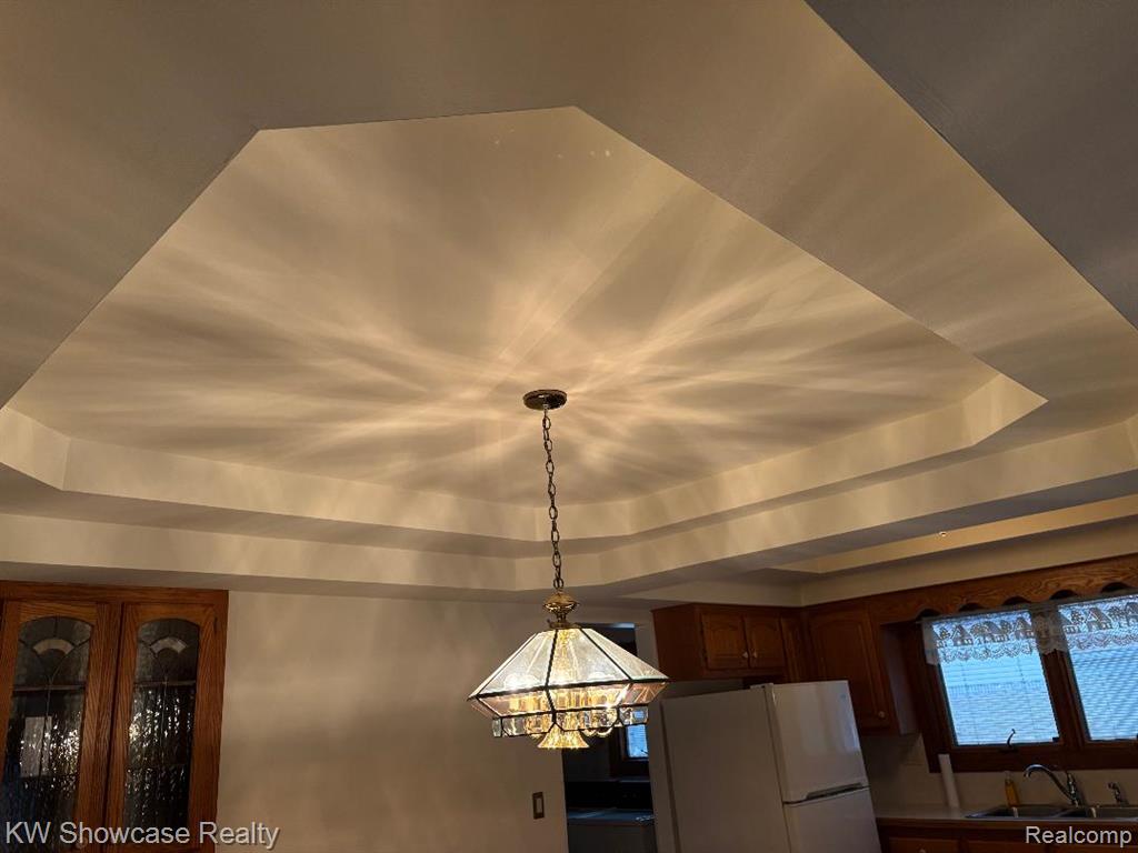 8141 Rene Court, White Lake, MI — Photo 5