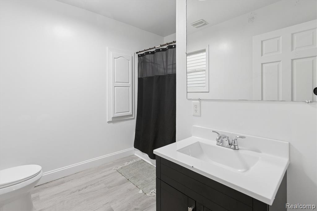 4121 Sheridan Road, MI 48433 — Photo 33