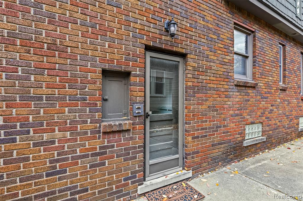 604 W Hudson Avenue, Royal Oak, MI 48067 — Photo 15