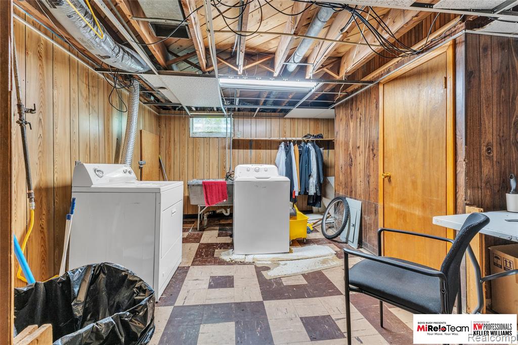 17585 Whitcomb Street, Detroit, MI 48235 — Photo 21