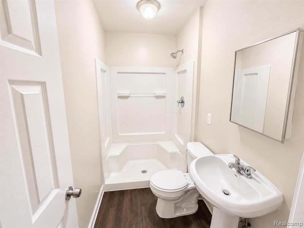 7509 Mettetal Street, Detroit, MI 48228 — Photo 5