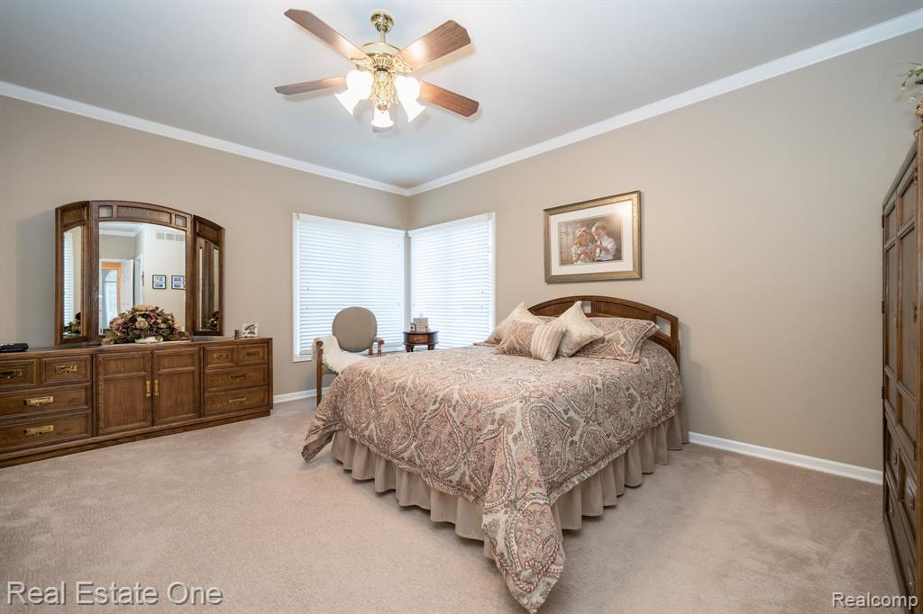 54035 Scarboro Way, Shelby Twp, MI 48316 — Photo 18