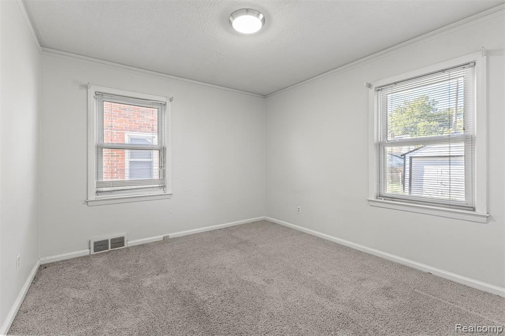 6553 Orchard Avenue, Dearborn, MI 48126 — Photo 18