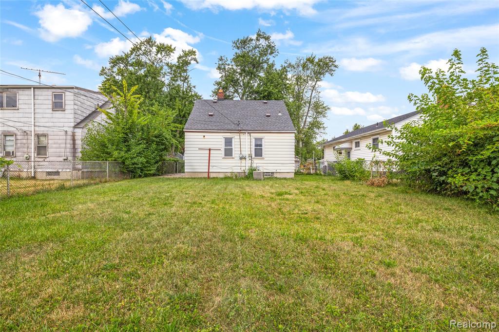 4175 Helen Avenue, Lincoln Park, MI 48146 — Photo 18