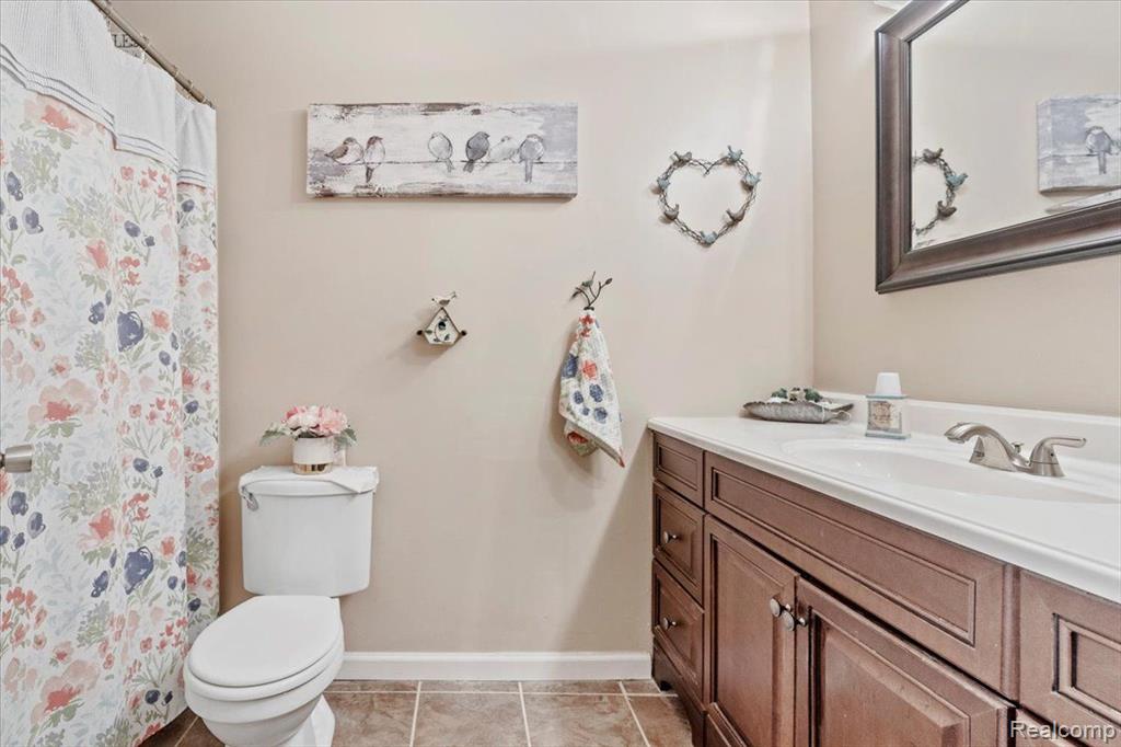 23534 Stonehenge Boulevard, Novi, MI — Photo 17