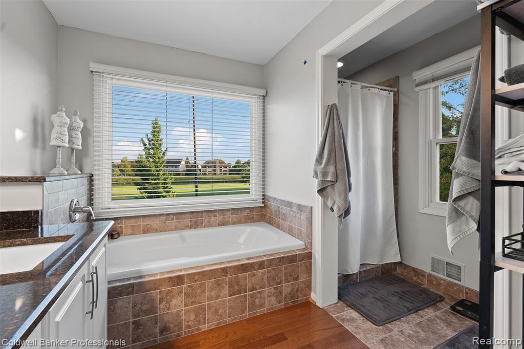 46969 Glastonbury Drive, Canton, MI 48188 — Photo 30