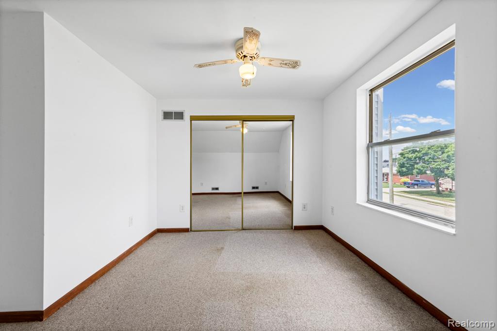 941 Pine Street, Wyandotte, MI 48192 — Photo 19