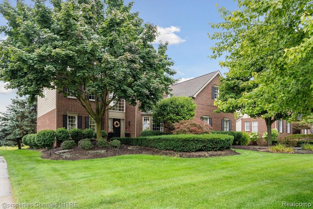 46341 PINEHURST Drive, Northville, MI 48168 — Photo 2