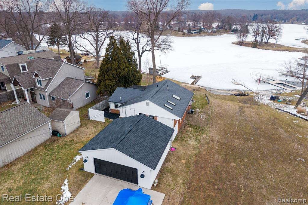 10428 King Road, Davisburg, MI 48350 — Photo 16