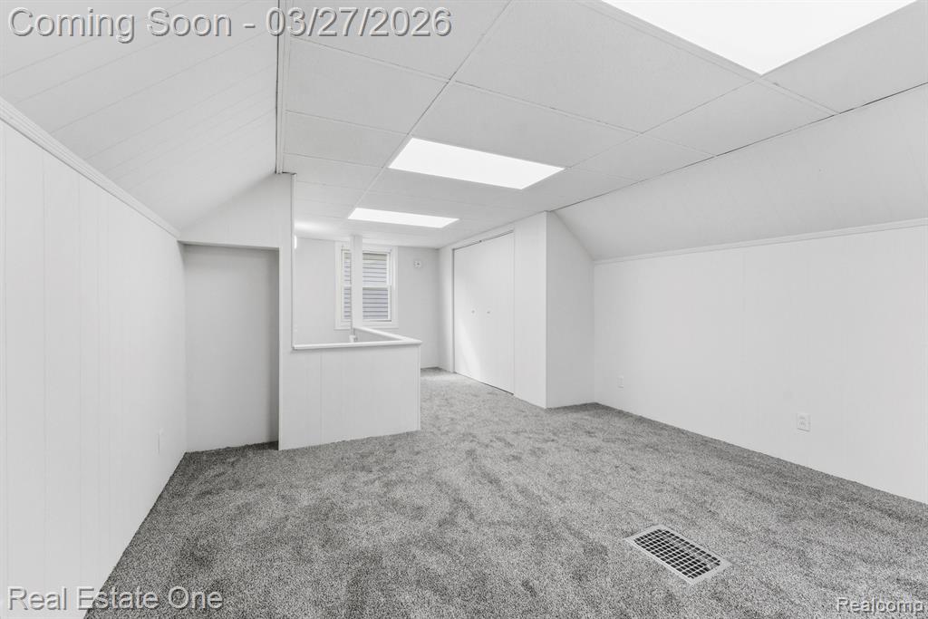 6778 Buckingham Avenue, Allen Park, MI 48101 — Photo 16