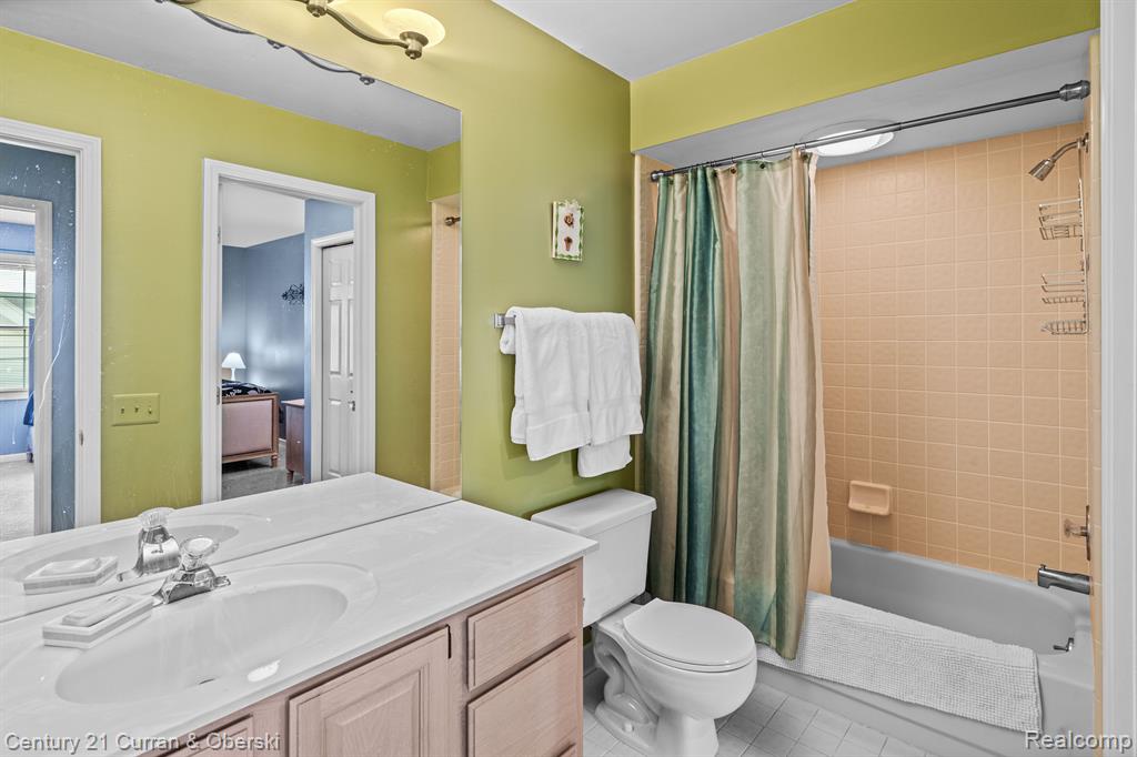 39566 VILLAGE RUN Drive, Northville, MI 48168 — Photo 40