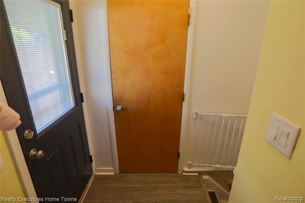 29847 Palomino Drive, Warren, MI 48093 — Photo 23