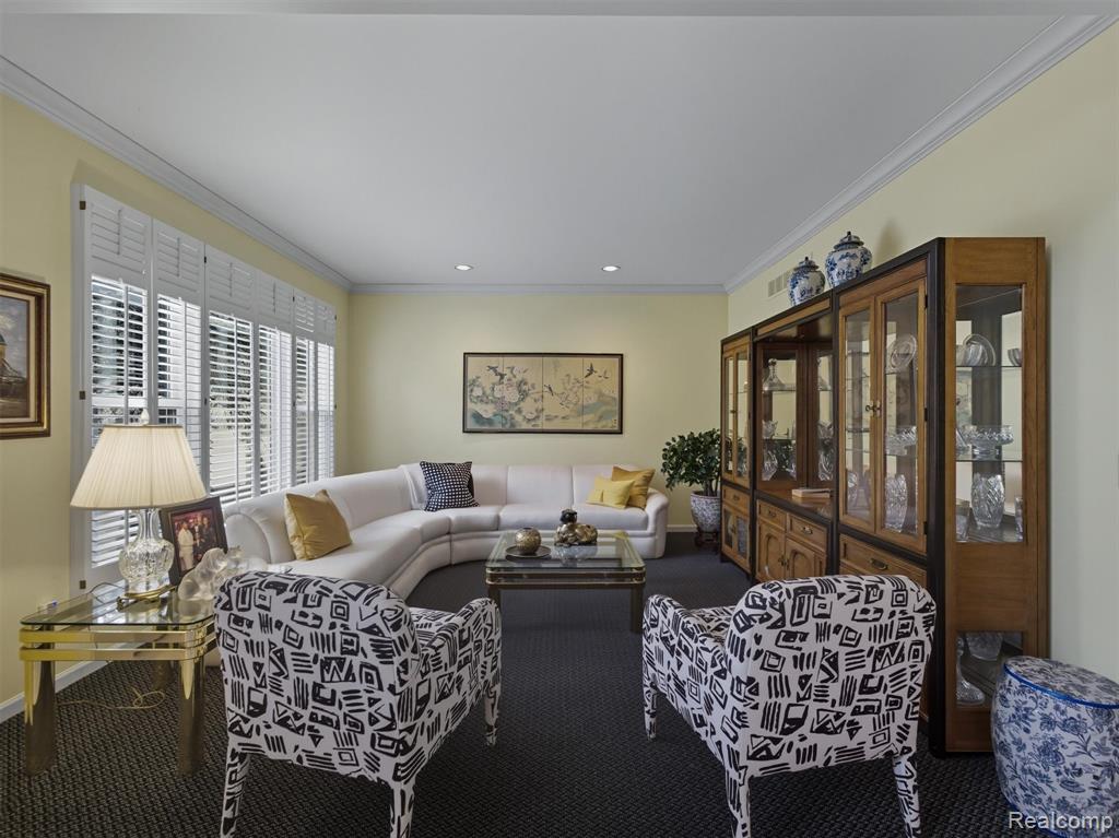 6993 Crosswell Drive, West Bloomfield, MI — Photo 4