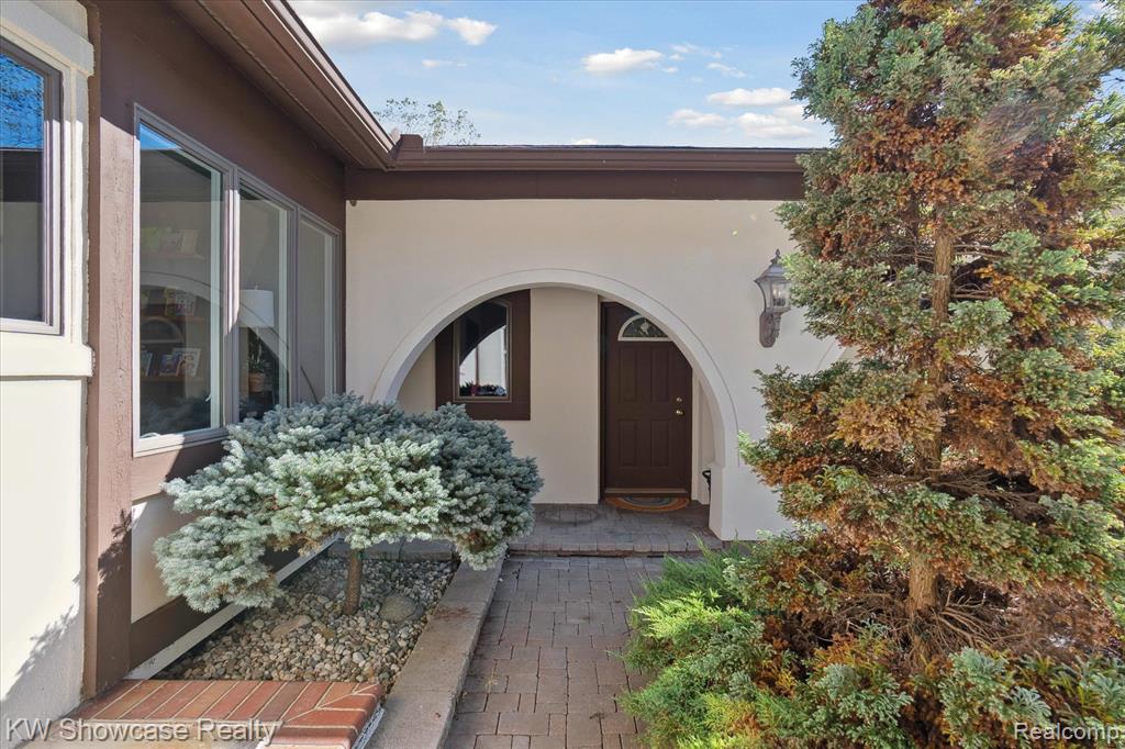 9109 N Territorial Road, Plymouth, MI 48170 — Photo 47
