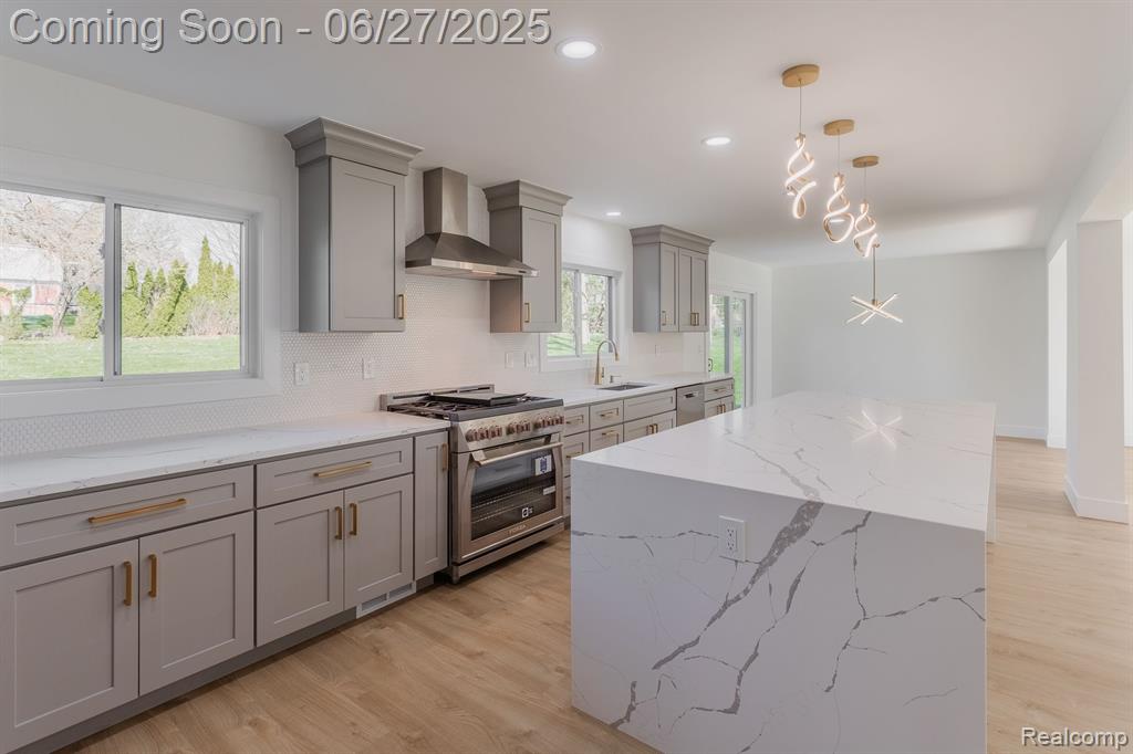 4054 ANTIQUE Lane, Bloomfield Hills, MI 48302 — Photo 11