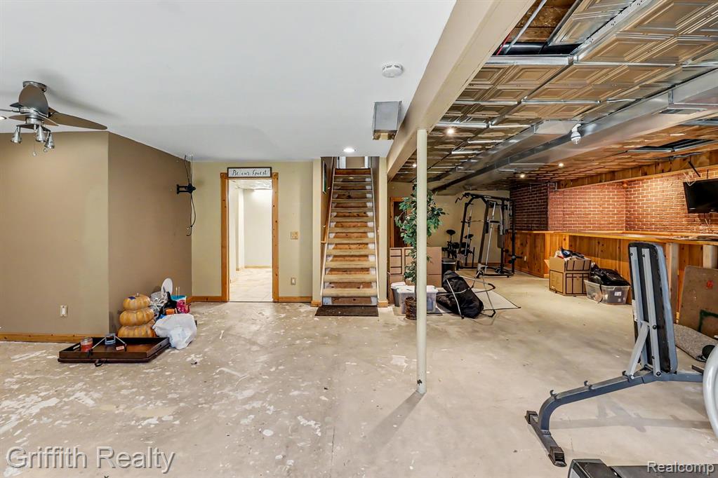 7055 Augustine Court, Fenton, MI 48430 — Photo 23