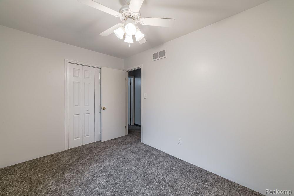 5266 OAK PARK Drive, Clarkston, MI — Photo 42