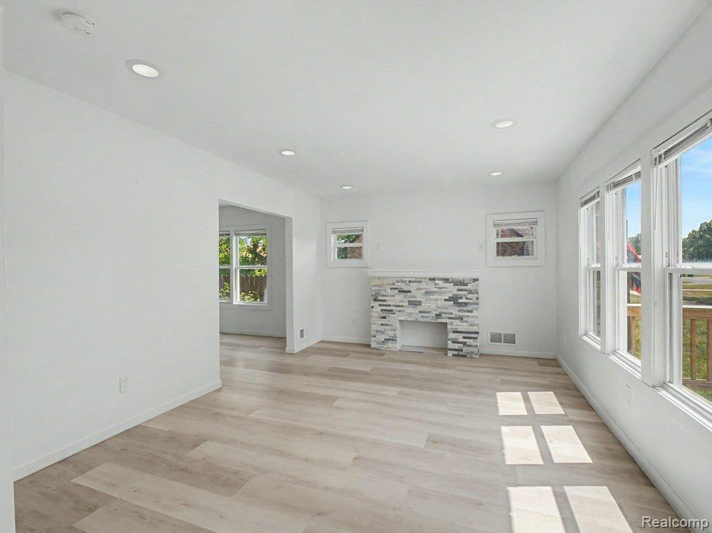 5584 Alter Road - Photo 5