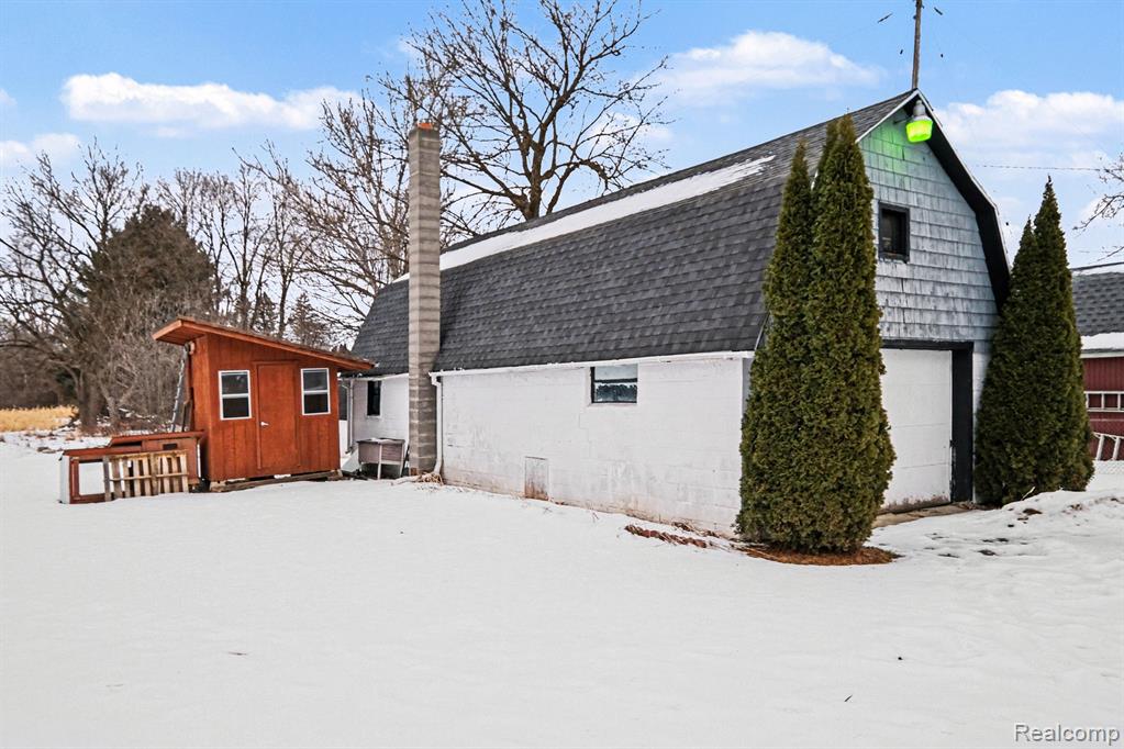 6272 W Court Street, Flint, MI 48532 — Photo 4