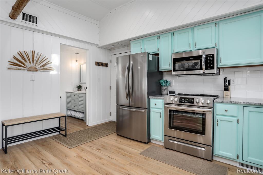 4425 Baker Road, Alger, MI 48610 — Photo 9