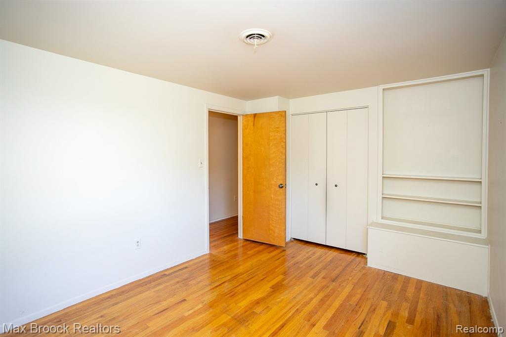 4298 Cherrywood Drive, Troy, MI 48098 — Photo 35