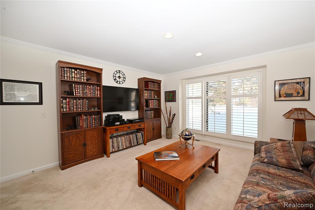 32095 SPRUCE Lane, 50, Beverly Hills, MI 48025 — Photo 18