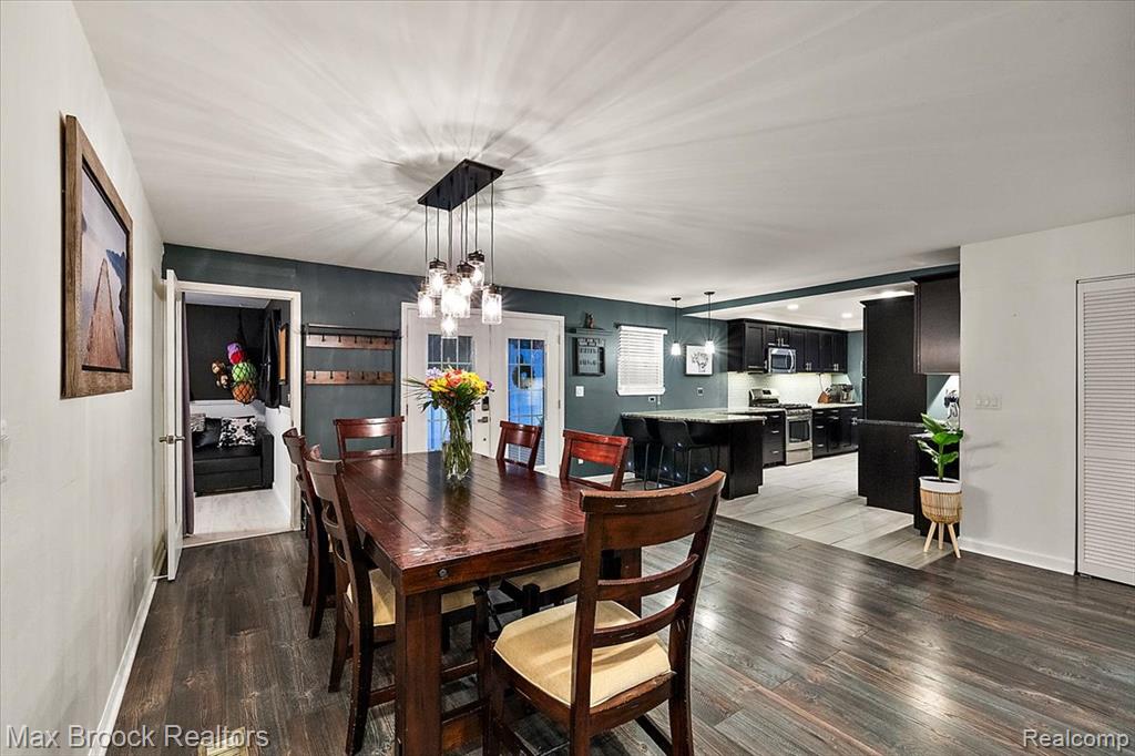 486 Charlevoix Street, Commerce Twp, MI 48382 — Photo 13