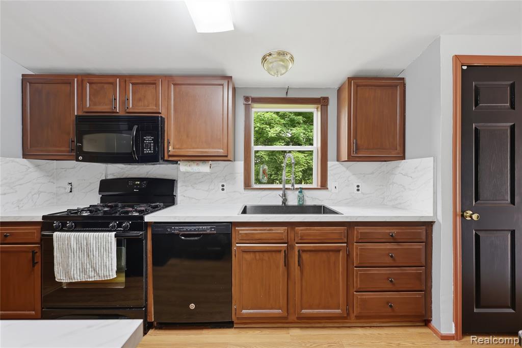 1995 Mitchell Lake Road, Attica, MI 48412 — Photo 15