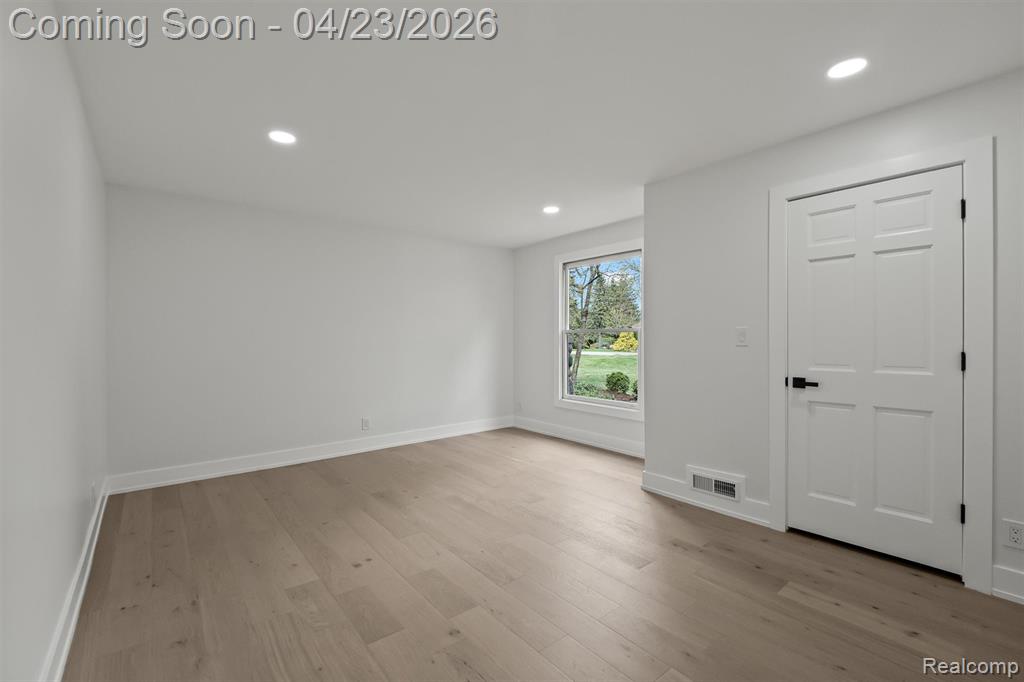 6800 Crestway Drive, Bloomfield Hills, MI 48301 — Photo 21