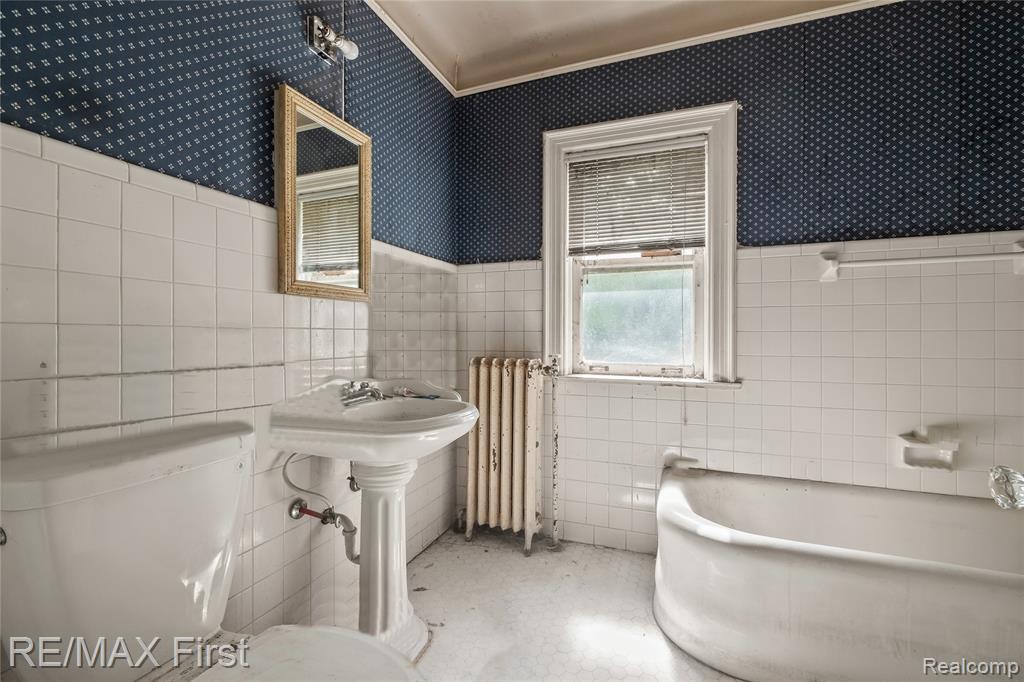 3065 Iroquois Street, Detroit, MI, 48214