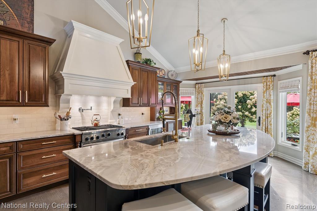 730 Berwick Court, Highland, MI — Photo 24