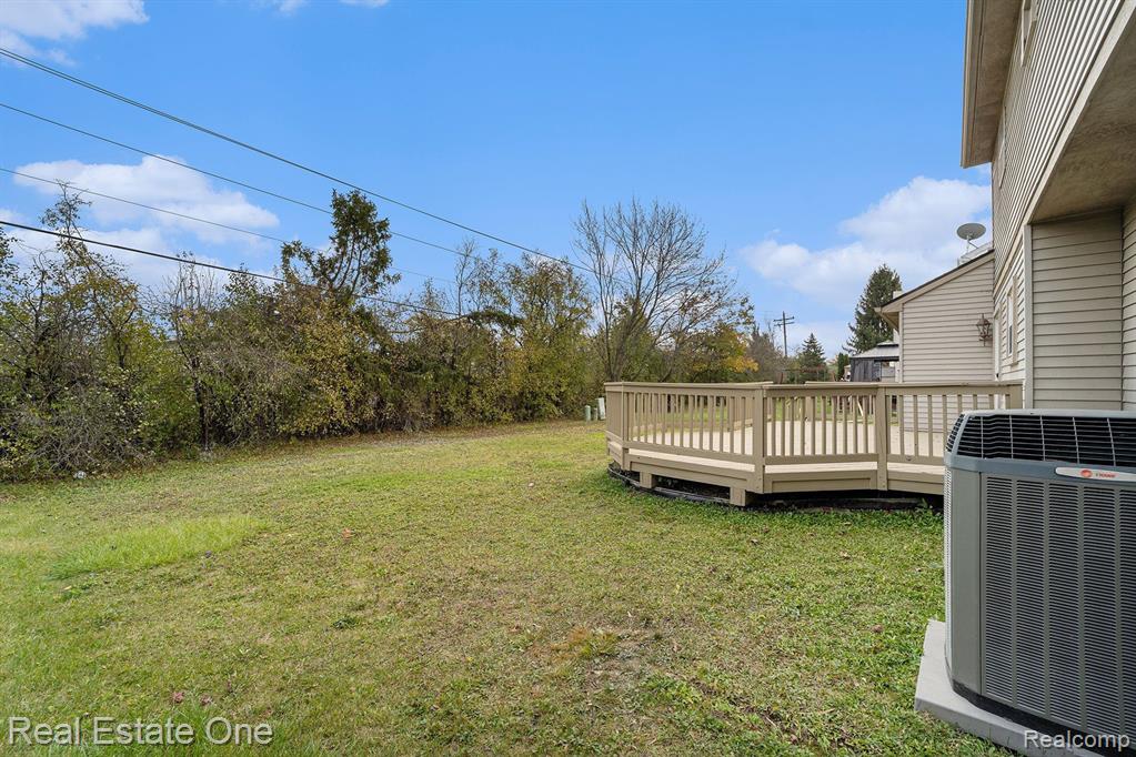 3599 PARKLAWN Drive, Canton, MI 48188 — Photo 48
