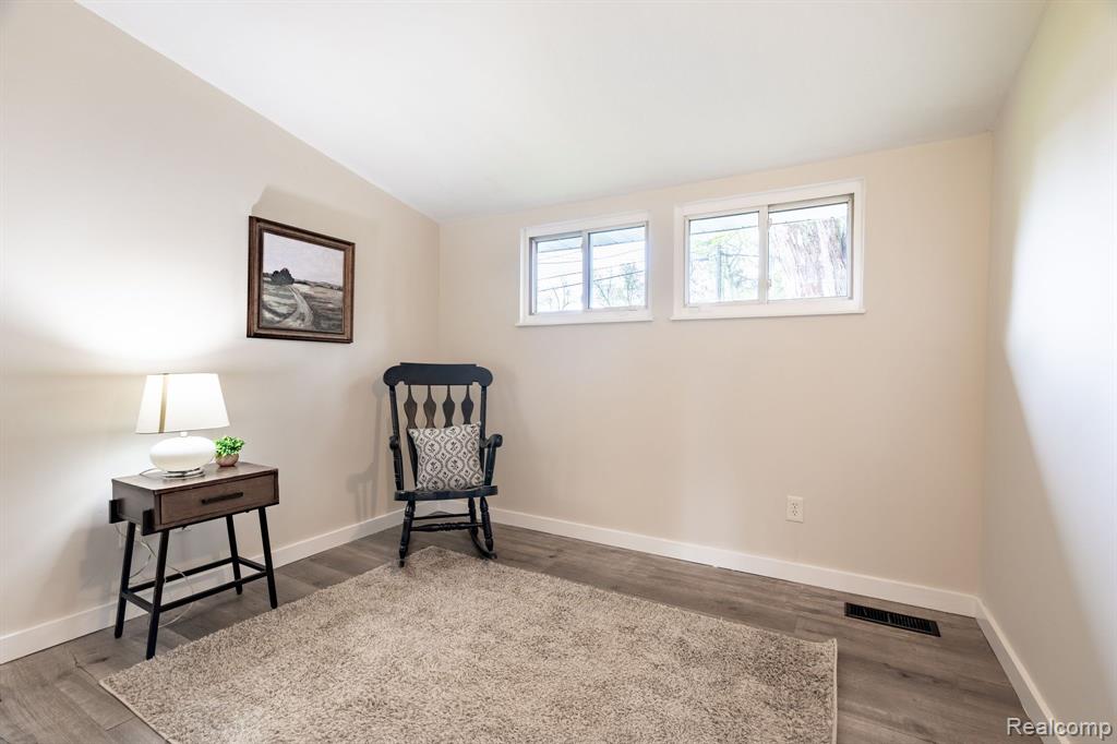 710 ROBINWOOD Street, Pontiac, MI 48340 — Photo 14