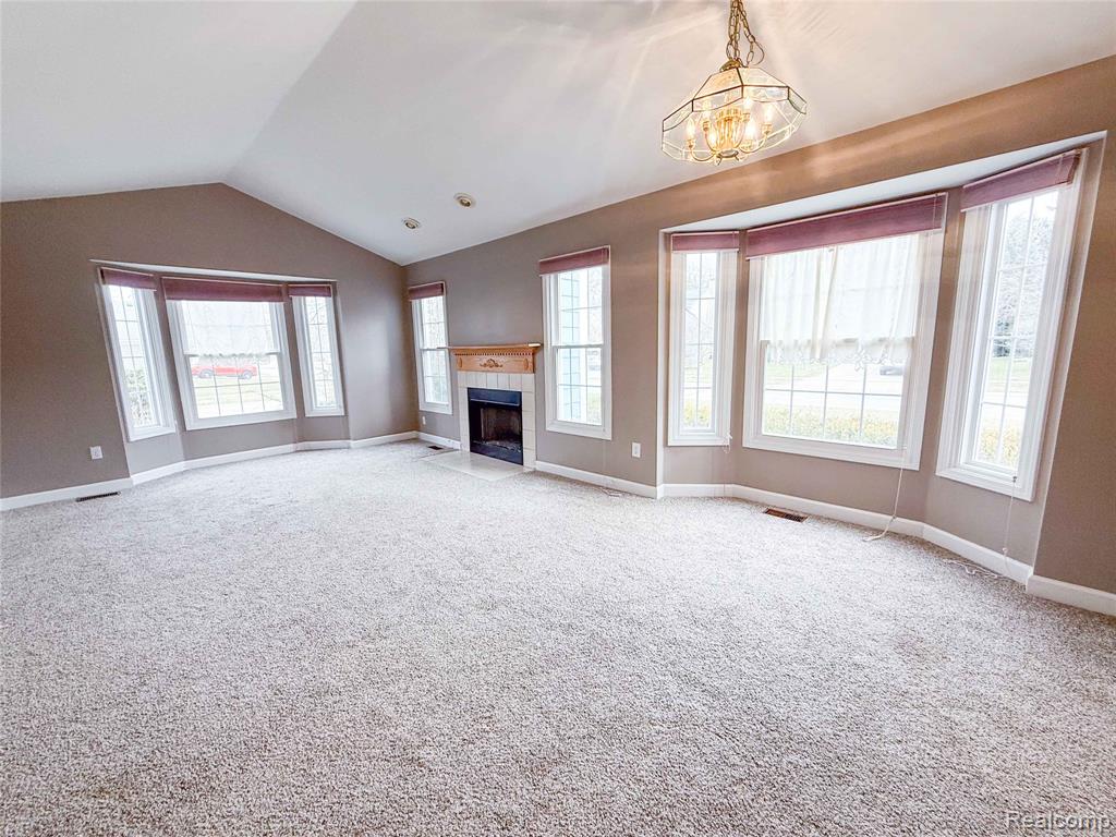 942 Linden Way, Auburn Hills, MI 48326 — Photo 6