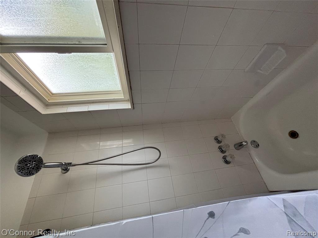 27637 Barrington Street, Madison Heights, MI 48071 — Photo 14