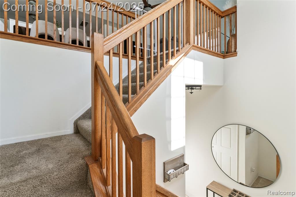 729 Amberly Dr, C, Waterford, MI 48328 — Photo 32