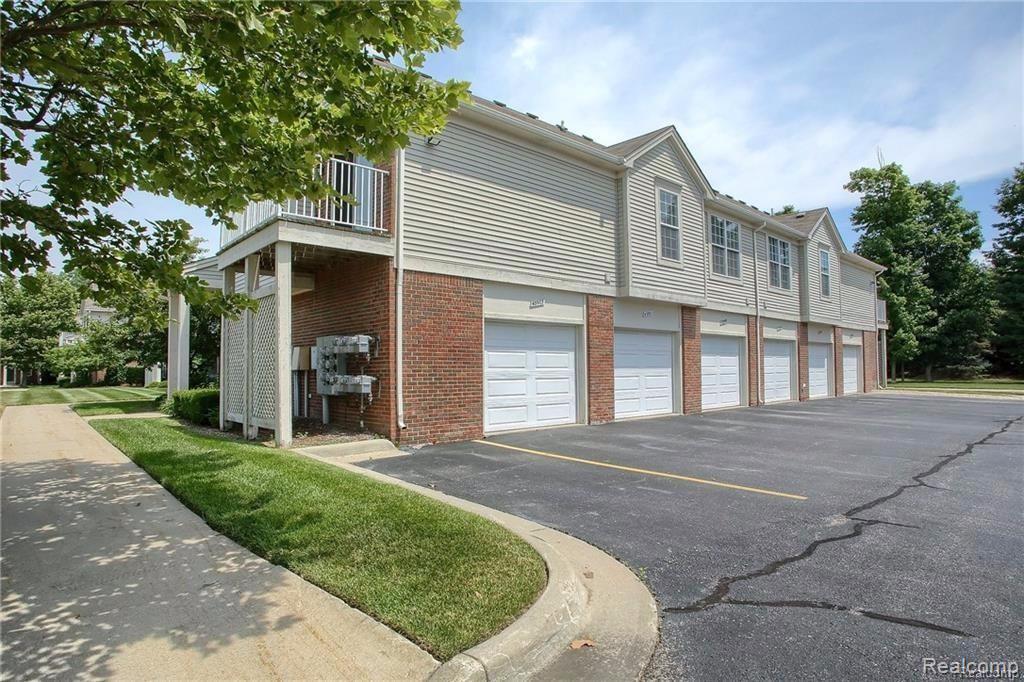 43915 Elm Drive, Sterling Heights, MI 48313 — Photo 20
