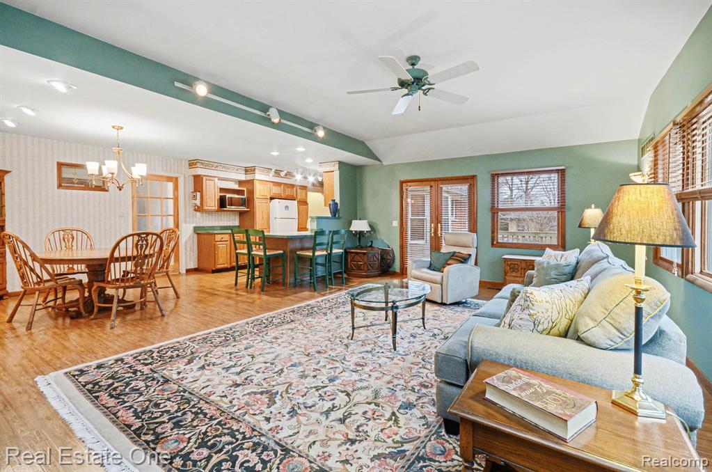 8887 Morrison Avenue, Plymouth, MI 48170 — Photo 13