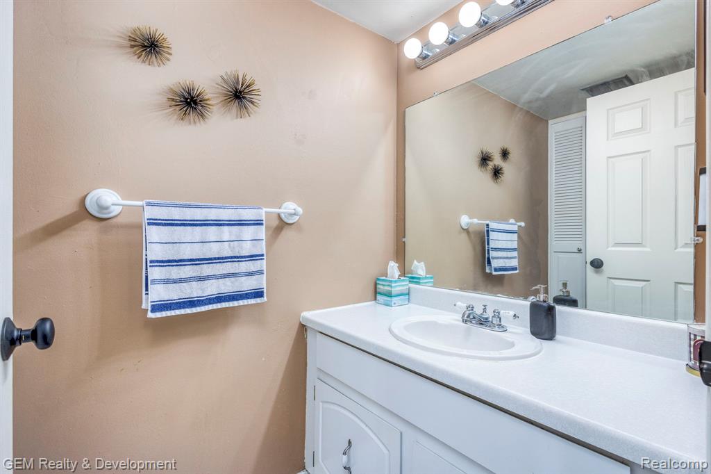 19705 Hayes Court, Northville, MI 48167 — Photo 19