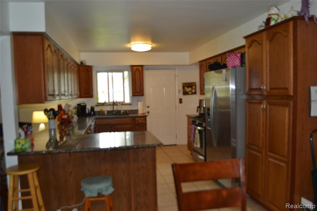 5448 FAIRVIEW Drive, Grand Blanc, MI 48439 — Photo 6