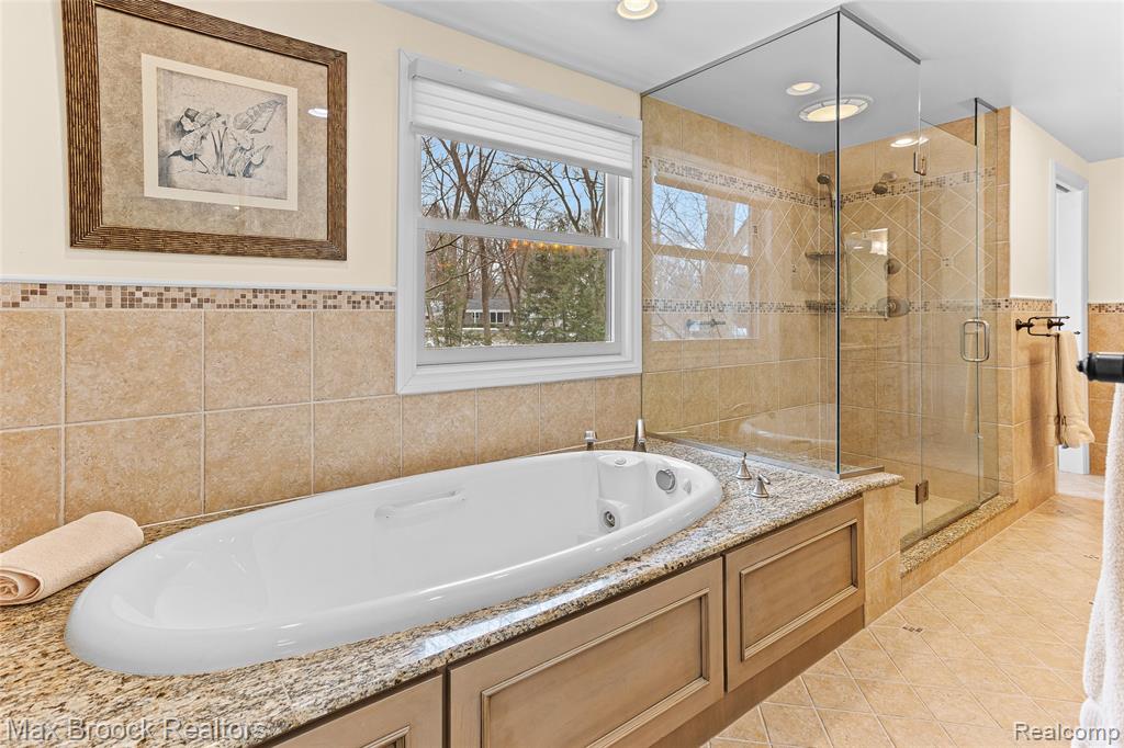 25933 Hersheyvale Drive, Franklin, MI 48025 — Photo 23