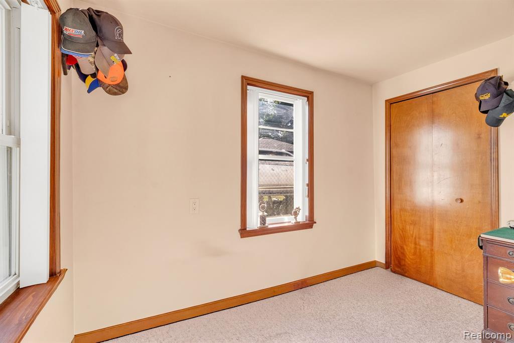 7730 Austere Drive, Waterford, MI 48329 — Photo 11