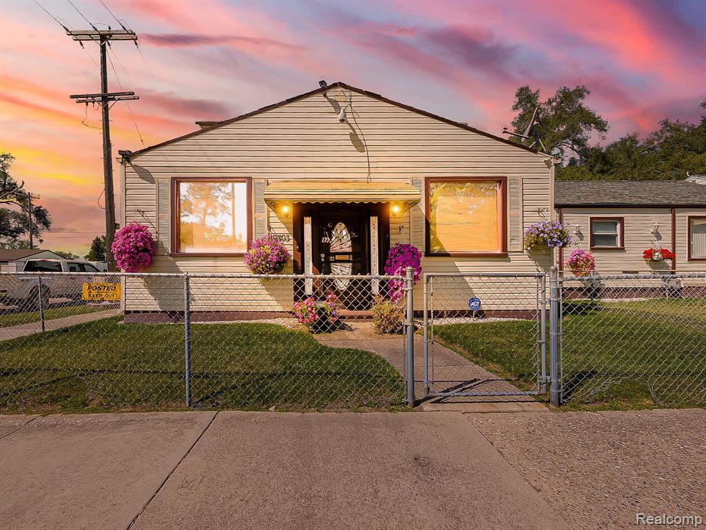 19303 Fenmore Street, Detroit, MI 48235 — front exterior
