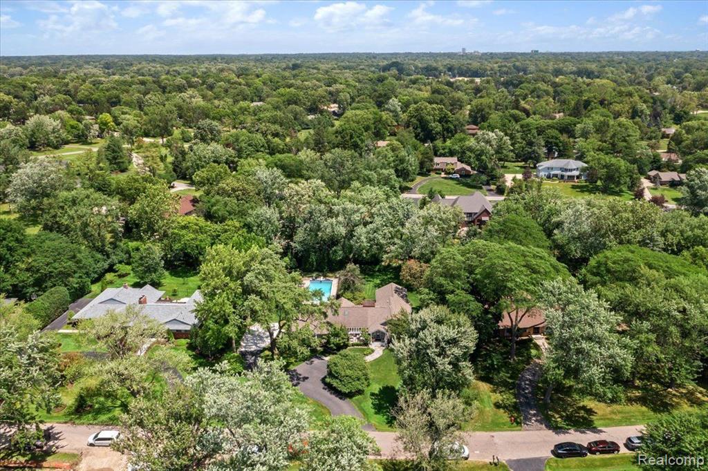 7299 OLD MILL Road, Bloomfield Hills, MI 48301 — Photo 61