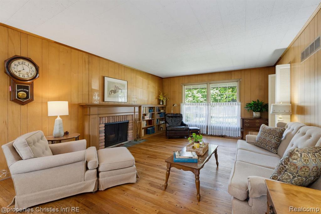 5600 Woodwind Drive, Bloomfield Hills, MI 48301 — Photo 15