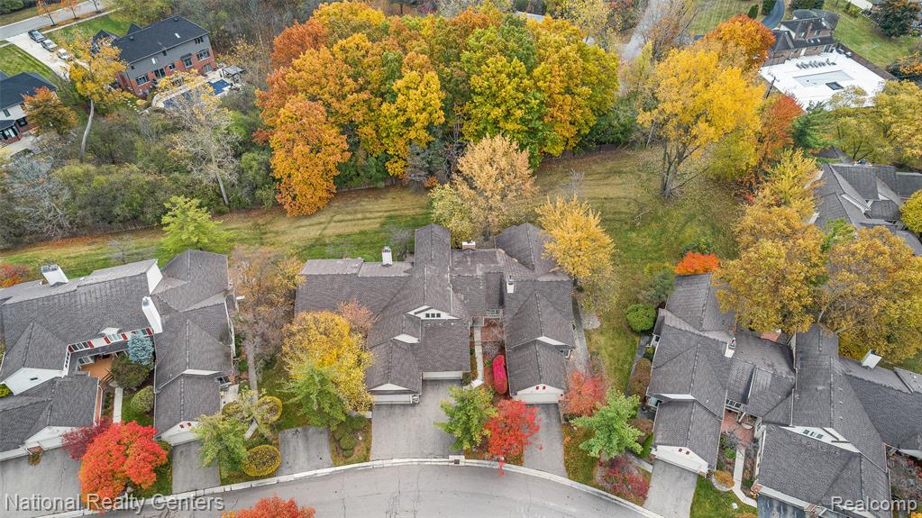 6904 Pebble Park Circle, West Bloomfield, MI — Photo 6