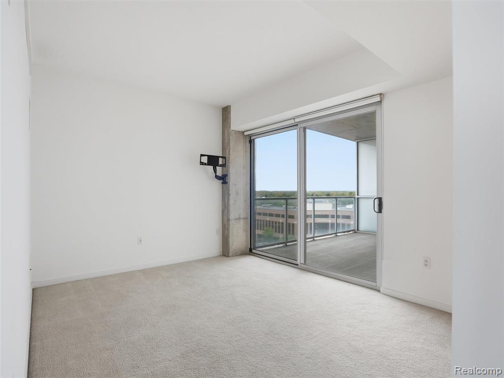 432 S Washington Avenue, 905, Royal Oak, MI 48067 — Photo 16