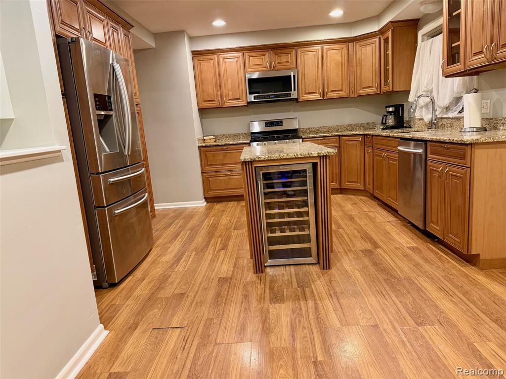 17617 Avilla Blvd Boulevard, Lathrup Village, MI 48076 — Photo 11
