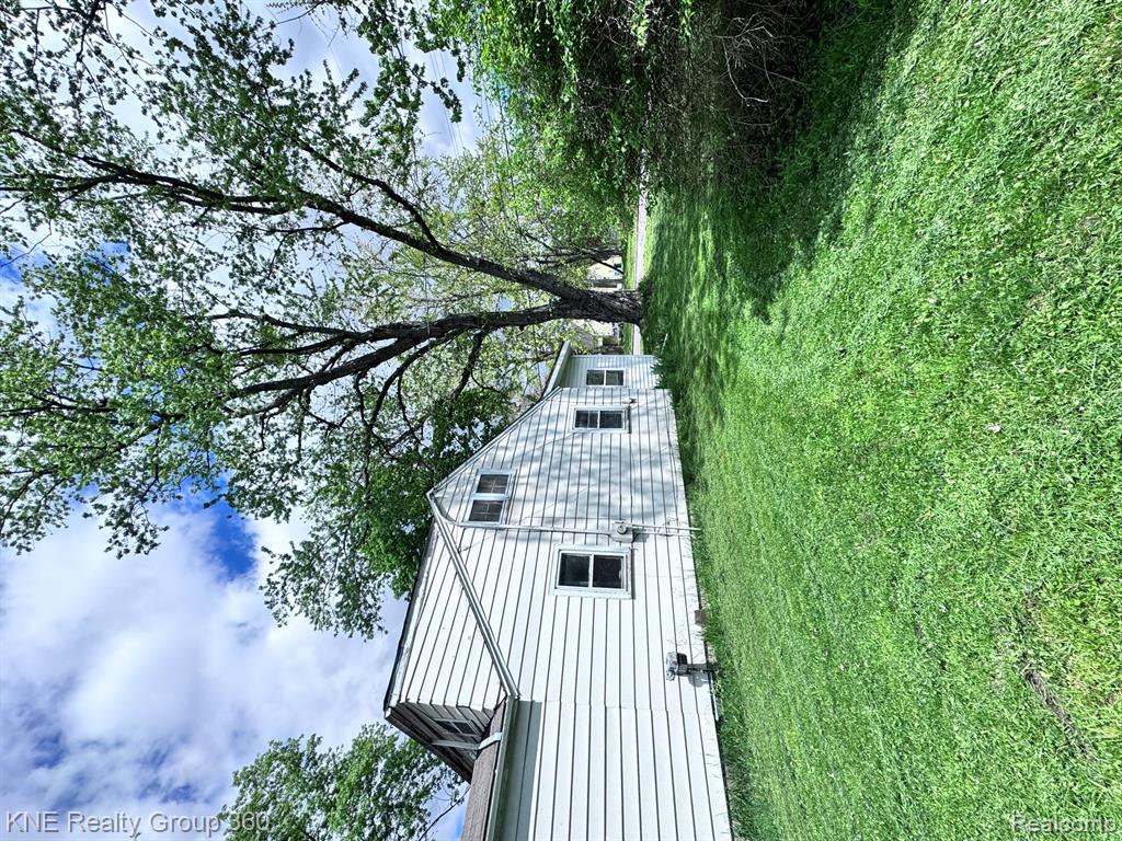 4928 Hughes Road, Lansing, MI 48910 — Photo 30